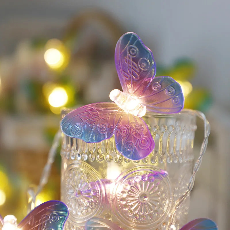 Guirlande papillons LED violet, décoration lumineuse néon pour chambre à coucher ou salon moderne.