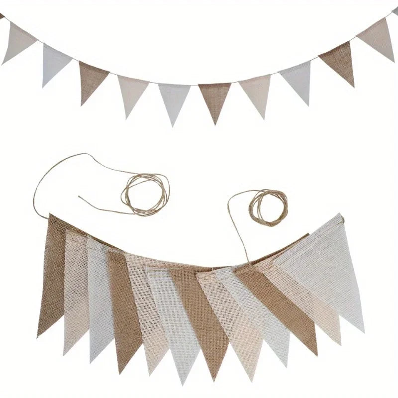 Guirlande Triangle Lin Triangulaires fond  blanc