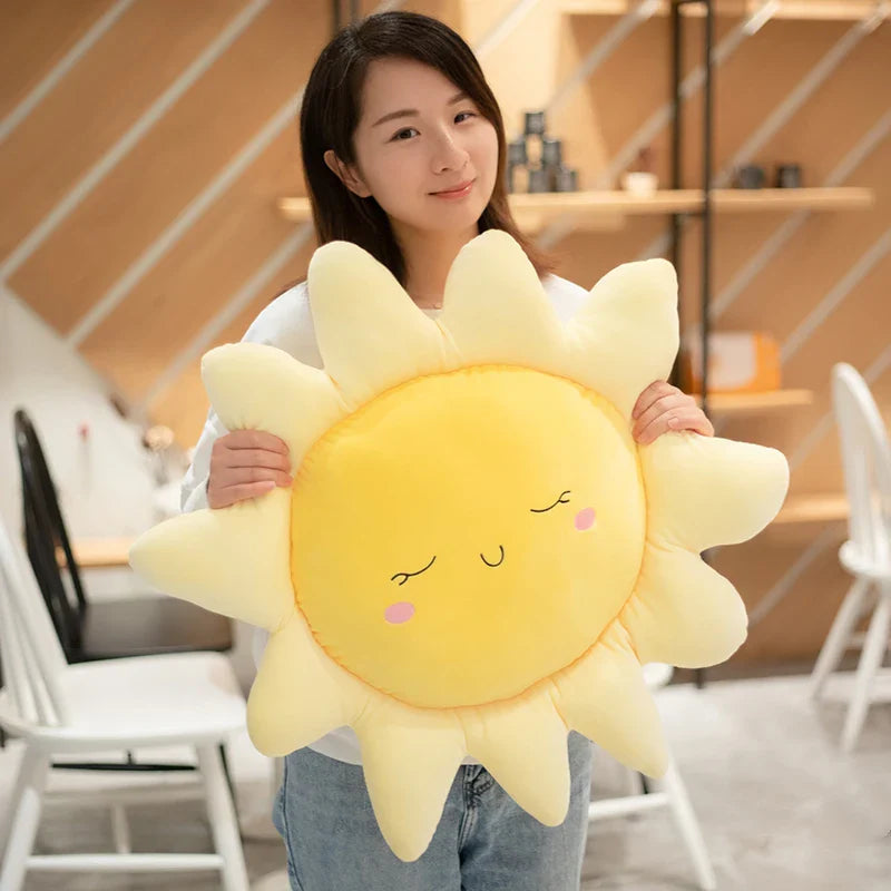 Coussin Soleil en Peluche Douce Jaune
