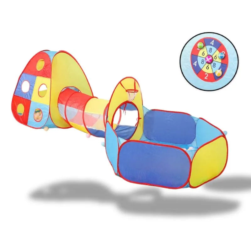 Aire de jeu modulaire pour bébés : parcours motricité pliable incluant une tente pop-up, un tunnel d'exploration et une piscine à balles sécurisée, dans un salon familial lumineux.