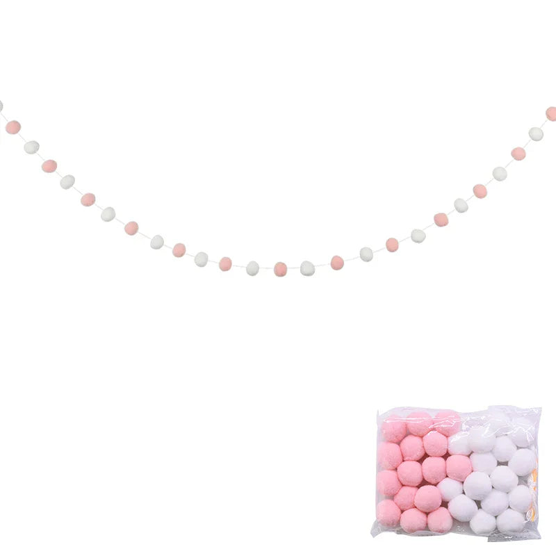 Guirlande de Pompons en Feutre Noir et Blanc - 2m - Décoration Tipi