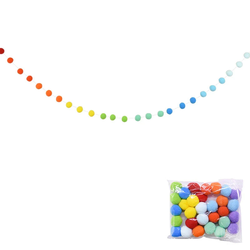 Guirlande de Pompons en Laine 2m - Vert Menthe, Gris et Noir