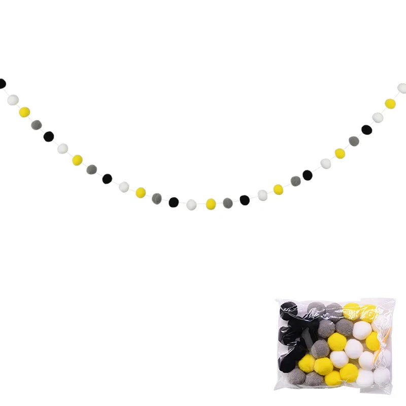 Guirlande de Pompons en Feutre de Laine Pastel Jaune, Bleu, Rose