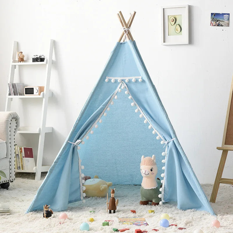 Tipi Enfant Bleu Ciel avec Pompons Blancs Intérieur en Coton