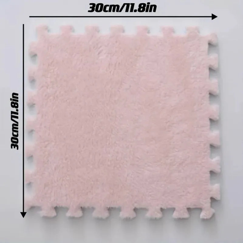 Tapis mousse puzzle rose clair pour enfant, apportant une touche de tendresse à la chambre.