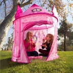 Coin jeu enfant avec tente princesse installée