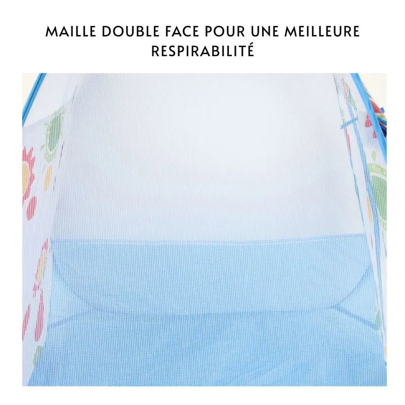 Tente de jeu pliable bleue, un espace ludique et facile à ranger pour les petits.