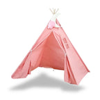 Enfant rayonnant jouant sous un splendide tipi rose décoratif